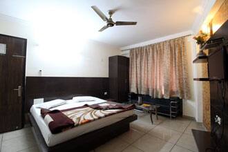 Hotel Le Grand, New Delhi 2